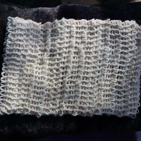 Goat Milk Soap - Lemongrass with Sisal Soap Saver Bag - Picture 3 of 3